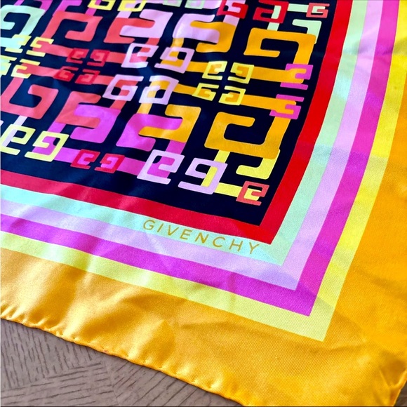 Givenchy Multicolor Geometric Scarf - Picture 4 of 6